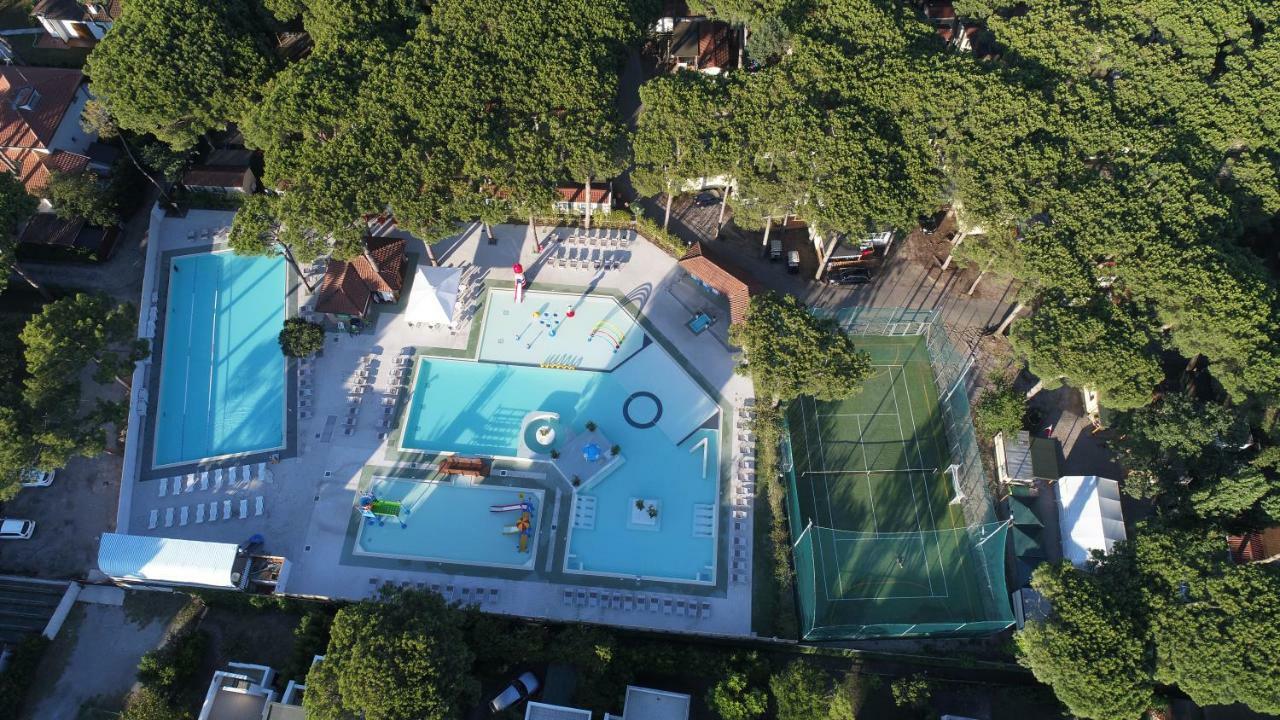Victoria Mobilehome In Camping Mare E Pineta Lido di Spina Exteriér fotografie