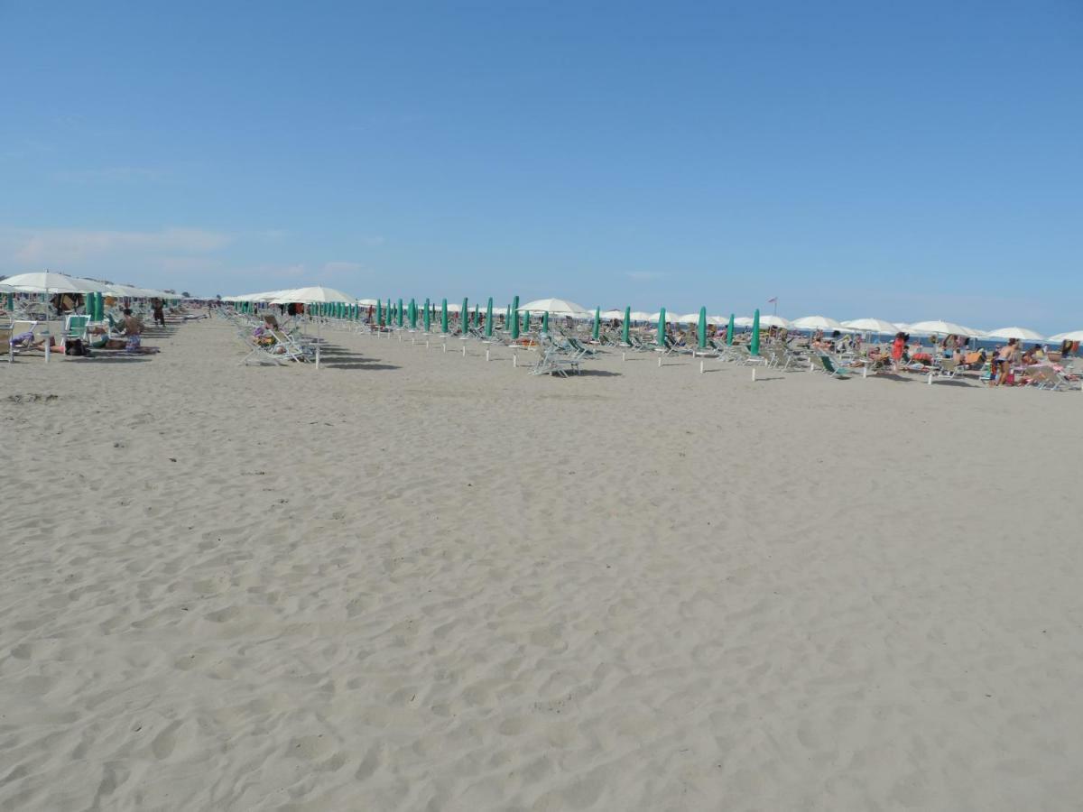 Victoria Mobilehome In Camping Mare E Pineta Lido di Spina Exteriér fotografie