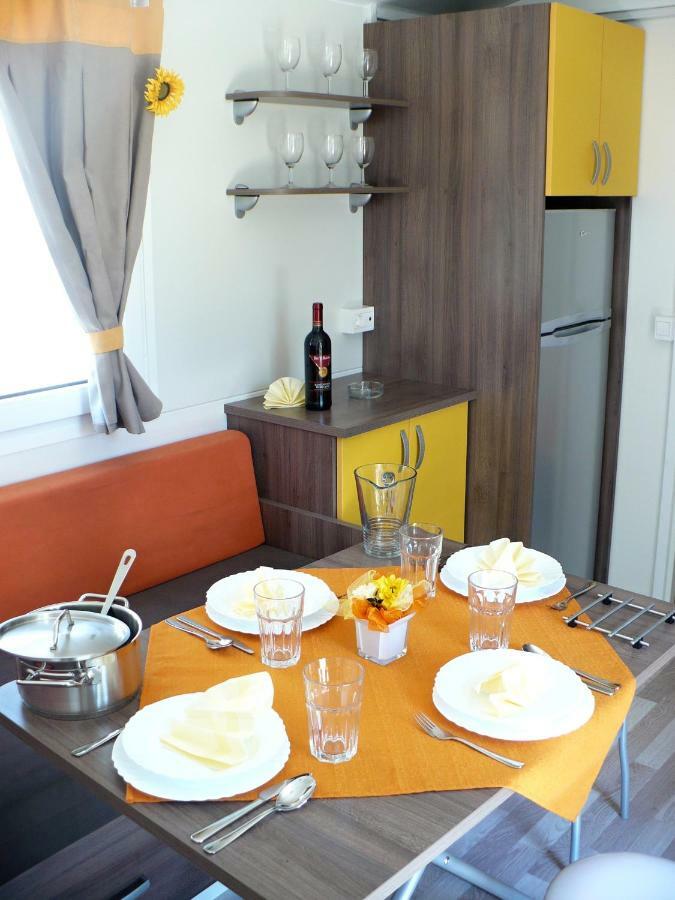 Victoria Mobilehome In Camping Mare E Pineta Lido di Spina Exteriér fotografie